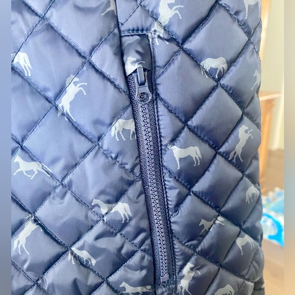 Piper down filled riding vest II by SmartPak, navy with horse pattern, size M - Picture 3 of 12